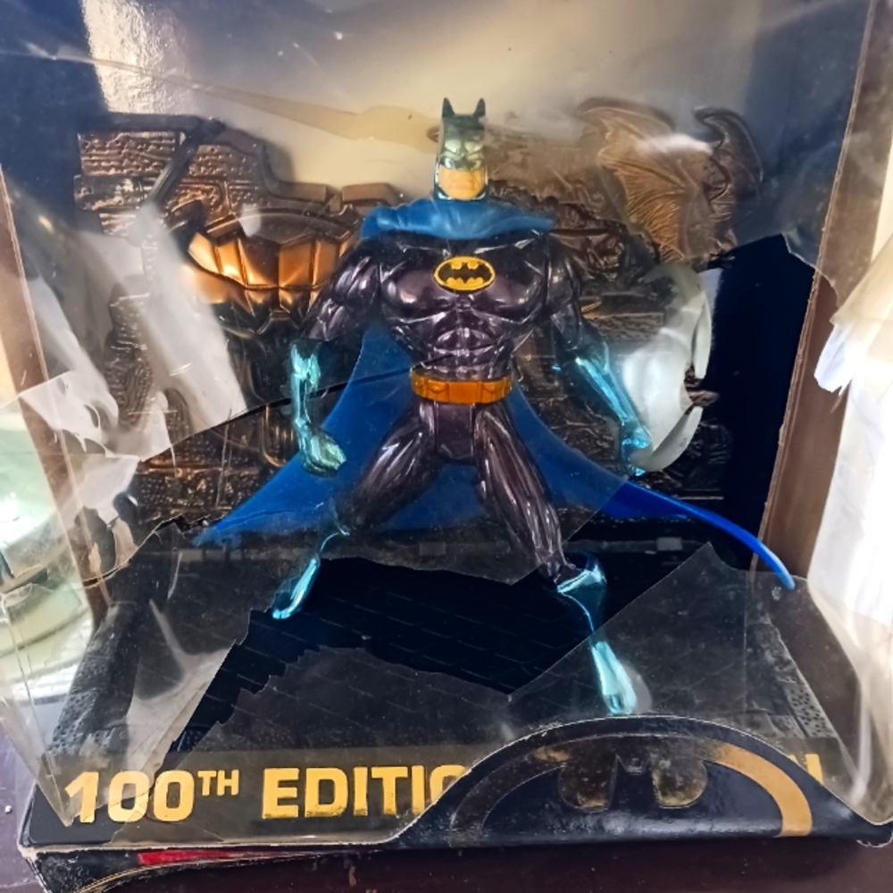 Batman 100th edition